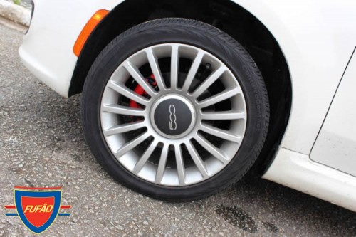 Fiat 500 elegância, performance e um teto solar panorâmico fufaotetosolar.com.br