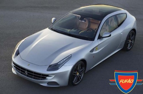 Ferrari FF ganha teto solar panorâmico